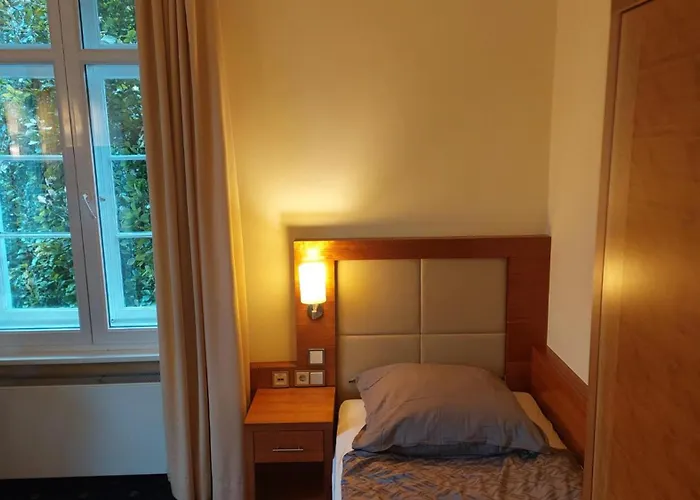 Die Villa, Zimmer 23, Ez